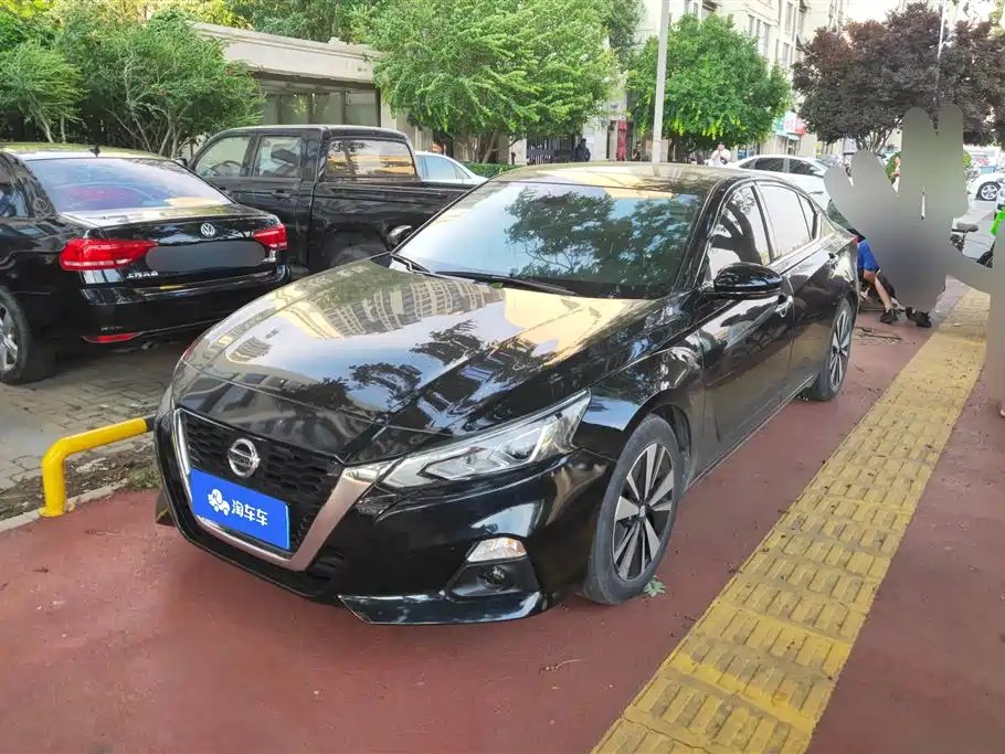 Nissan Teana 2021 — фото 1 из 5