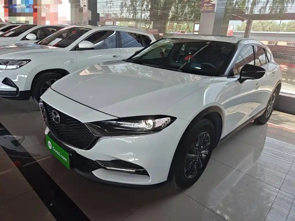 Mazda CX-4 2023 — фото 1 из 5