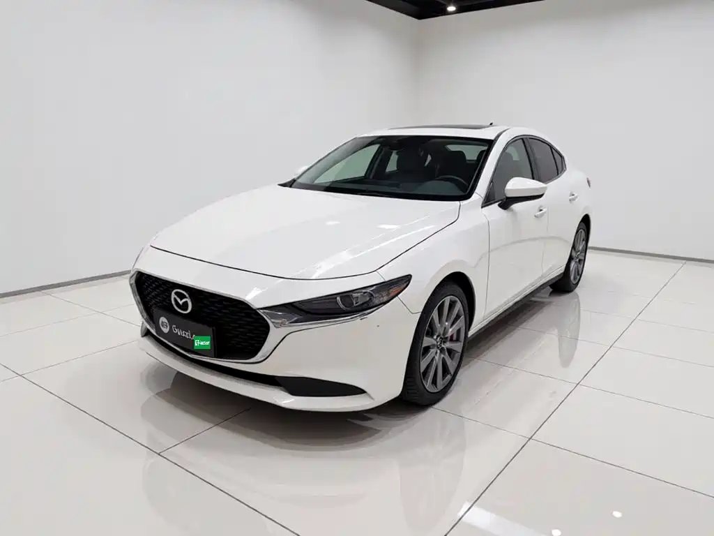 Mazda 3 Axela 2024 — фото 1 из 5