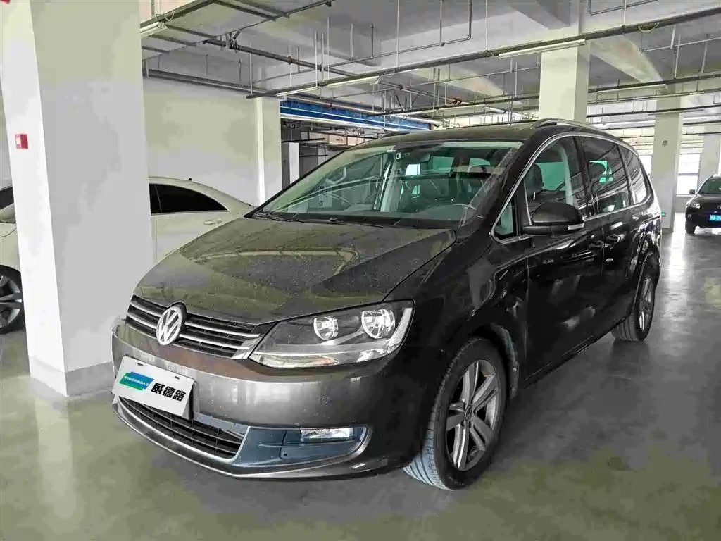 Volkswagen Sharan 2018 — фото 1 из 5