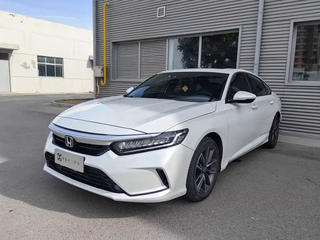 Honda Inspire 2022 — фото 1 из 5