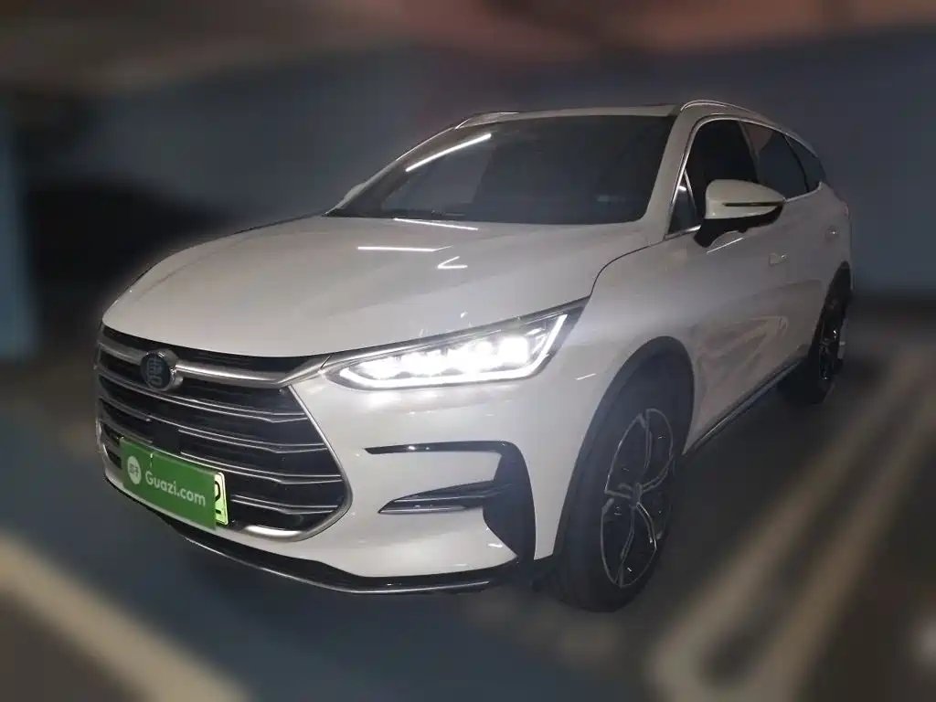 BYD Tang New Energy 2022 — фото 1 из 5
