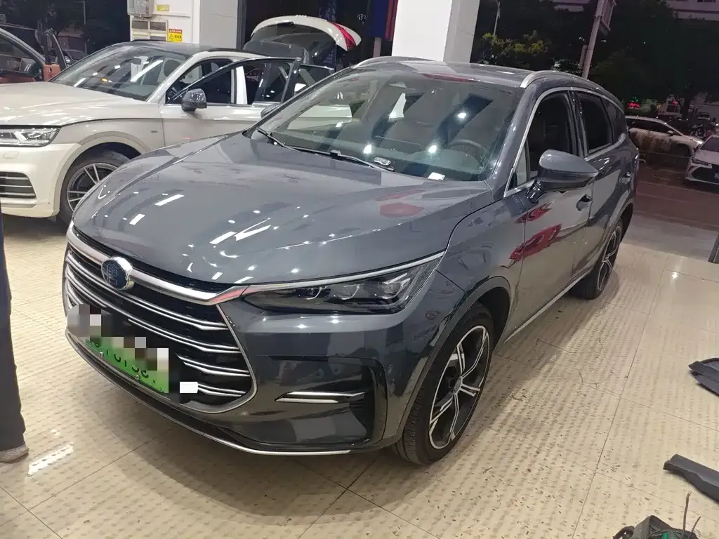BYD Tang New Energy 2022 — фото 1 из 5