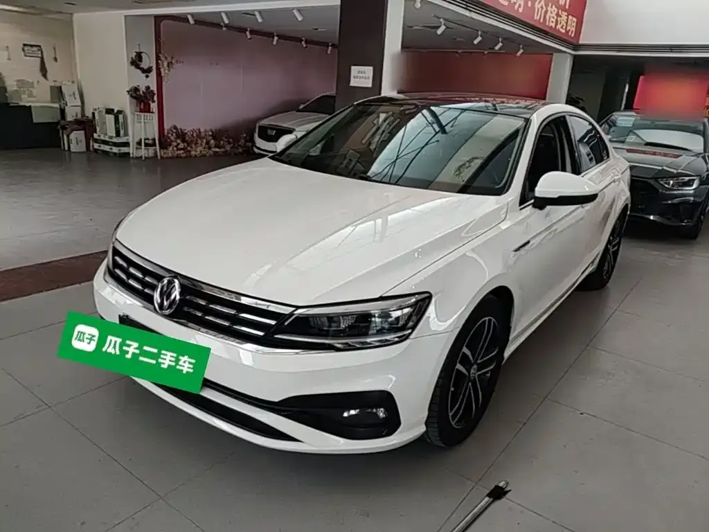 Volkswagen Lamando 2021 — фото 1 из 25