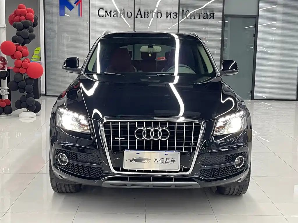 Audi Q5 2011 — фото 1 из 5