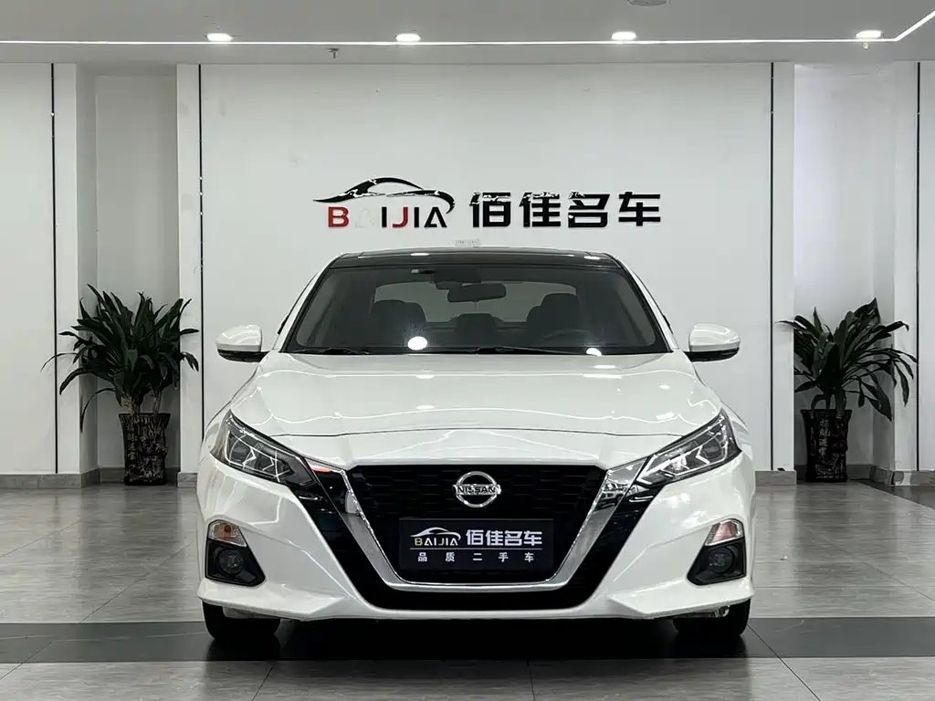 Nissan Teana 2021 — фото 1 из 5