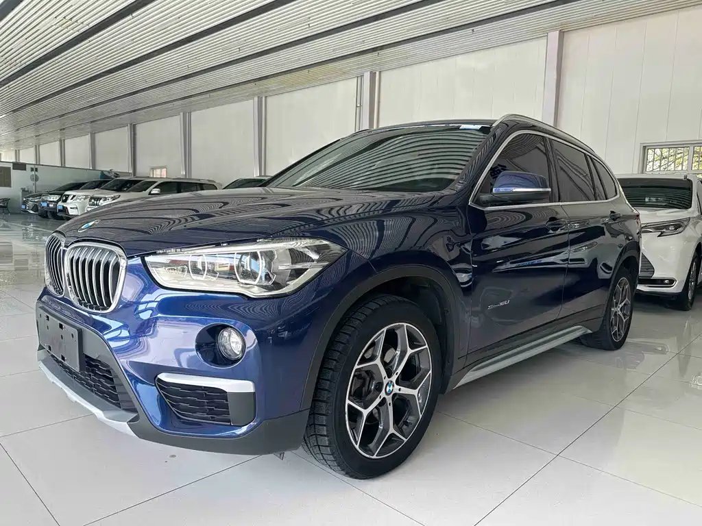 BMW X1 2018 — фото 1 из 5