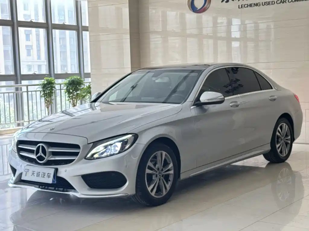 Mercedes-Benz C-Class 2018 — фото 1 из 5