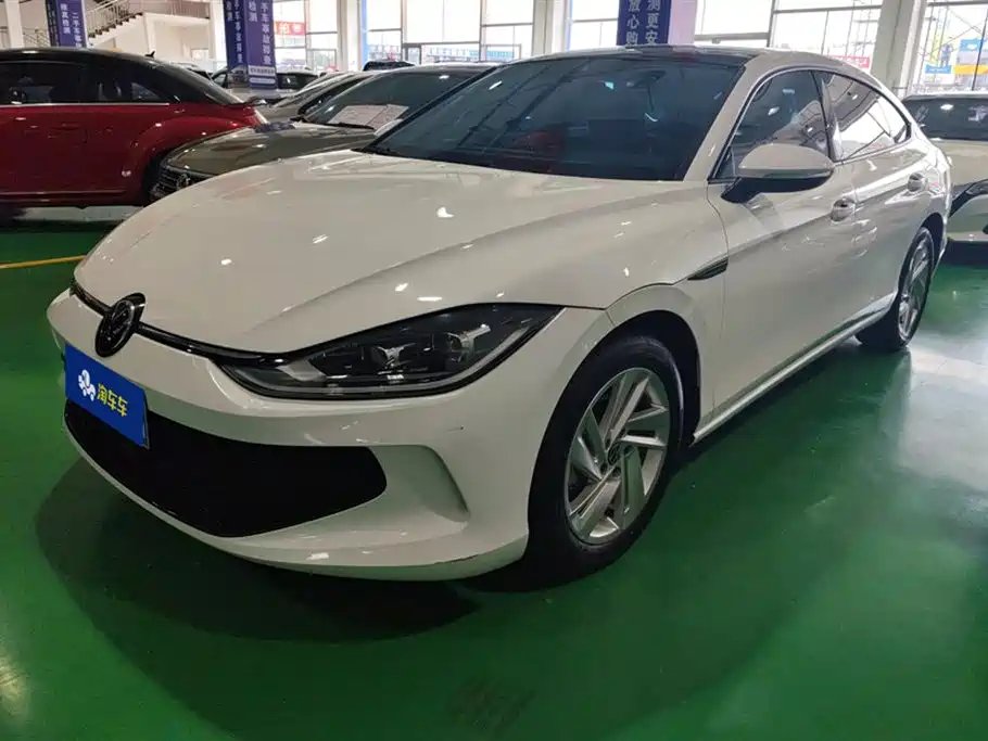 Volkswagen Lamando 2023 — фото 1 из 5