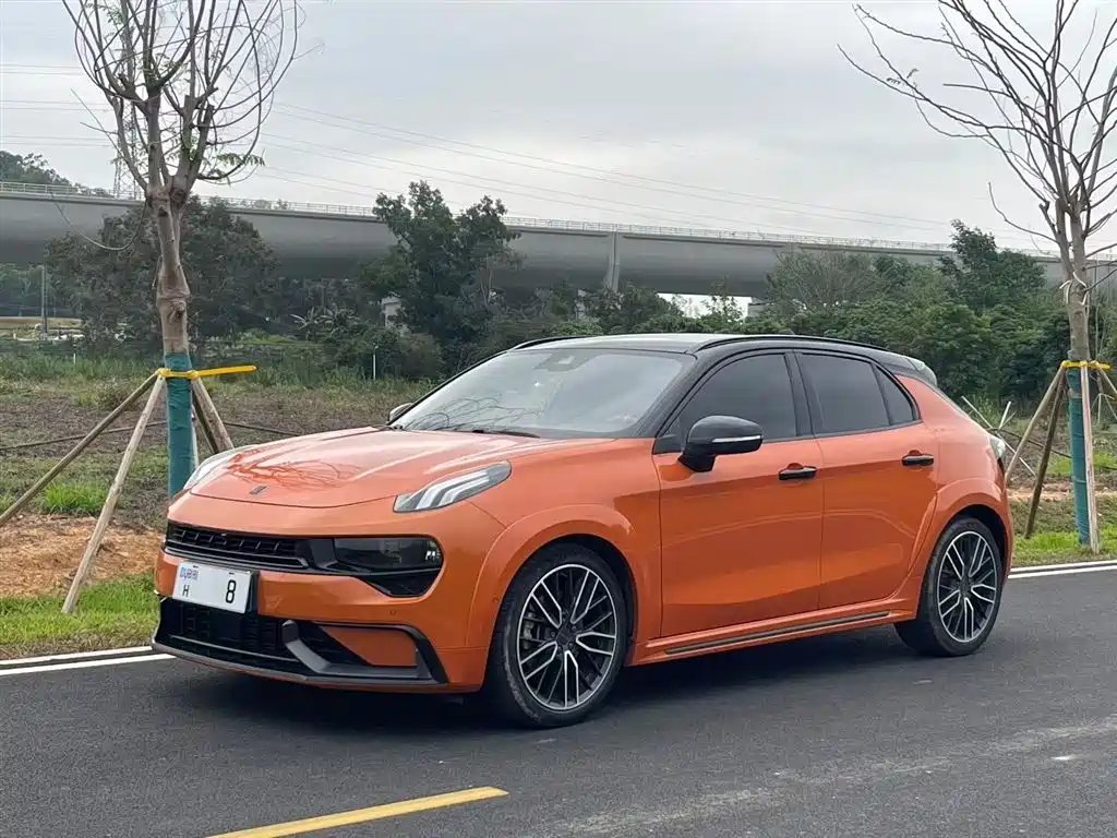 Lynk & Co 02 Hatchback 2022 — фото 1 из 5