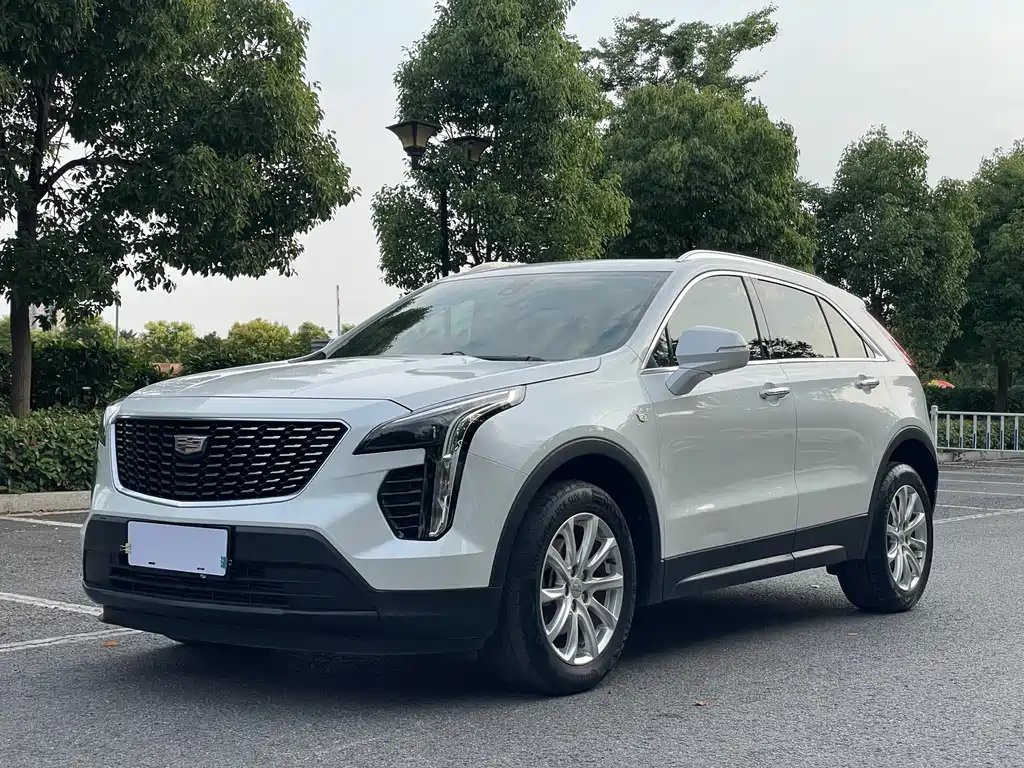 Cadillac XT4 2021 — фото 1 из 5