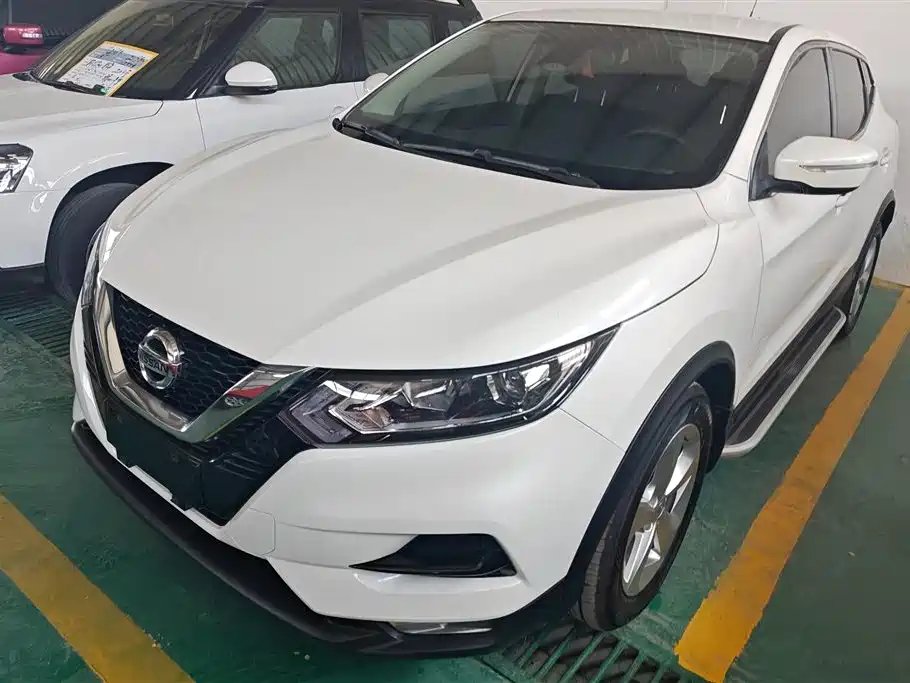 Nissan Qashqai 2022 — фото 1 из 5