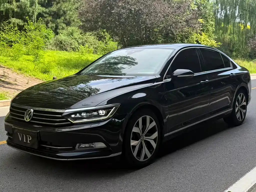 Volkswagen Magotan 2017 — фото 1 из 5