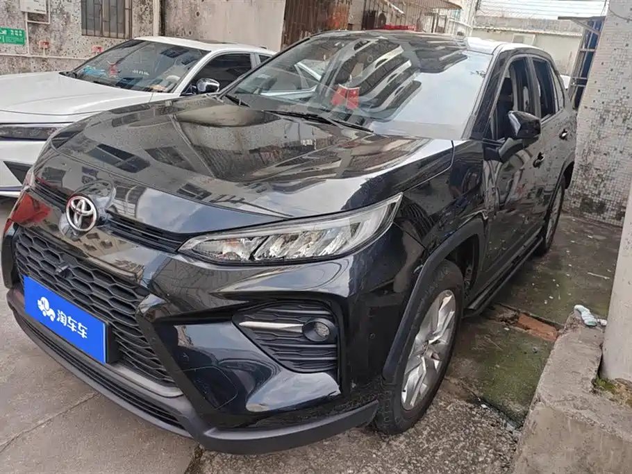 Toyota Wildlander 2022 — фото 1 из 5
