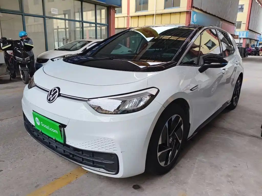 Volkswagen ID.3 2023 — фото 1 из 5