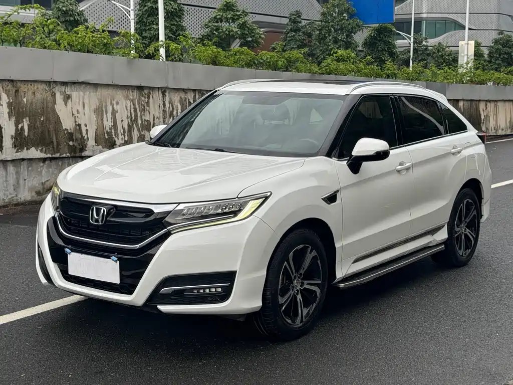 Honda UR-V 2018 — фото 1 из 5