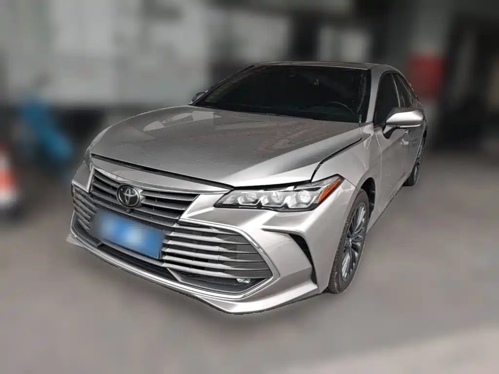 Toyota Avalon 2021 — фото 1 из 5