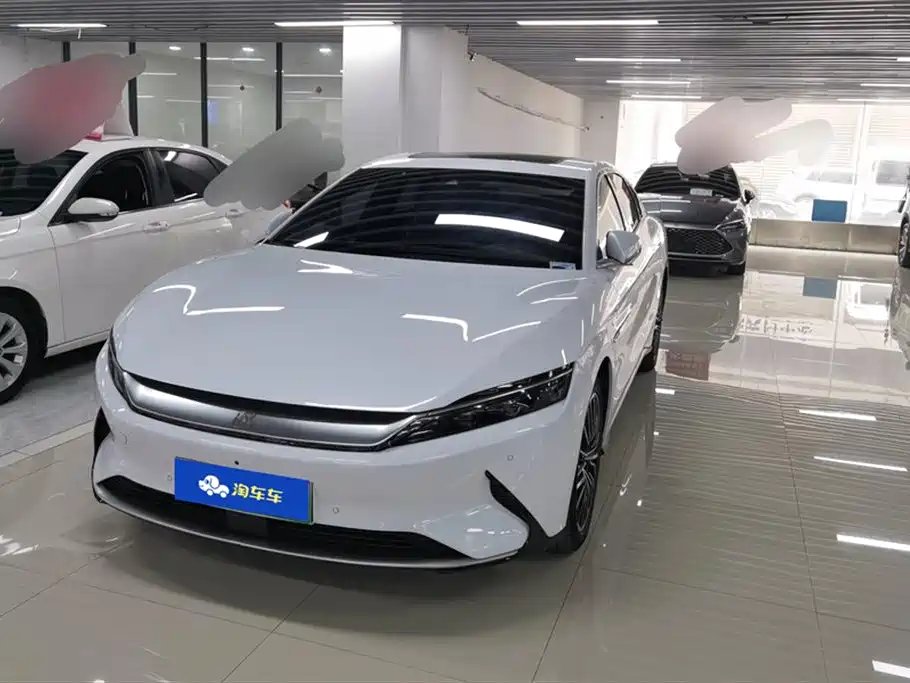 BYD Han 2022 — фото 1 из 5