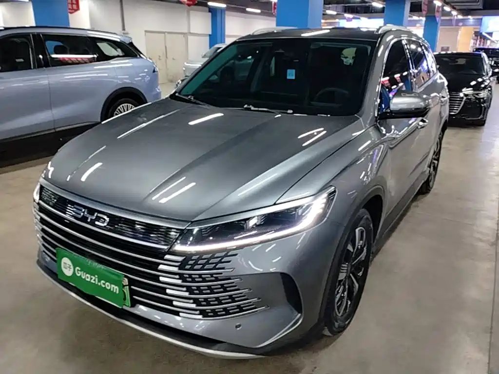 BYD Seal 05 DM-i 2025 — фото 1 из 5