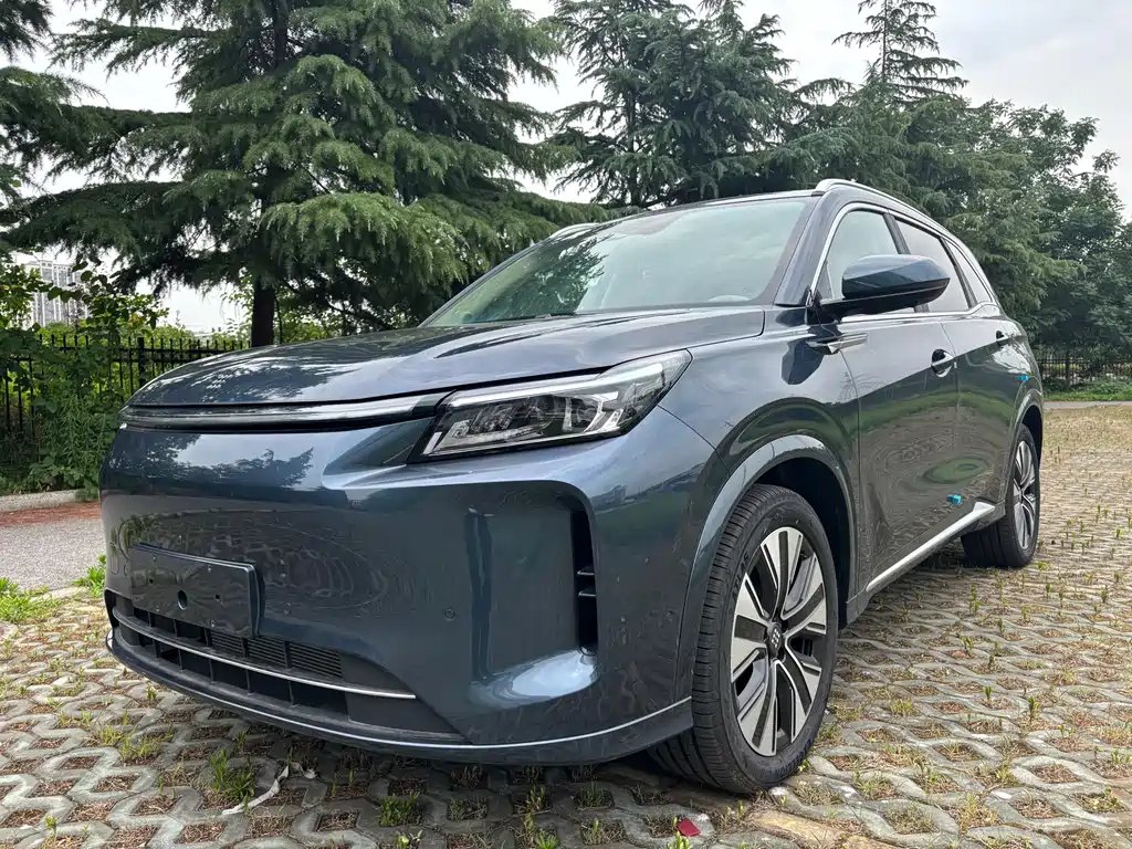 Landian Landian E5 PLUS 2026 — фото 1 из 5