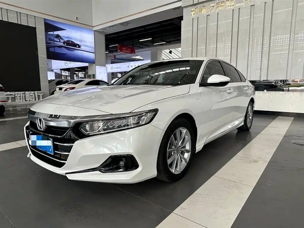 Honda Accord 2021 — фото 1 из 5