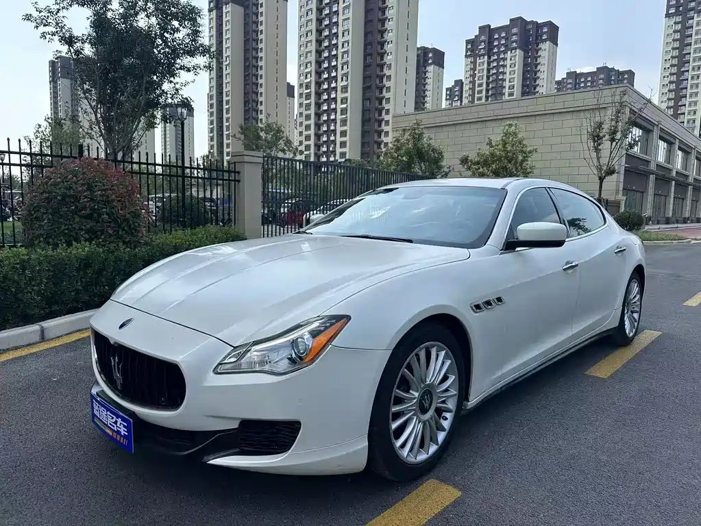 Maserati Quattroporte 2014 — фото 1 из 5