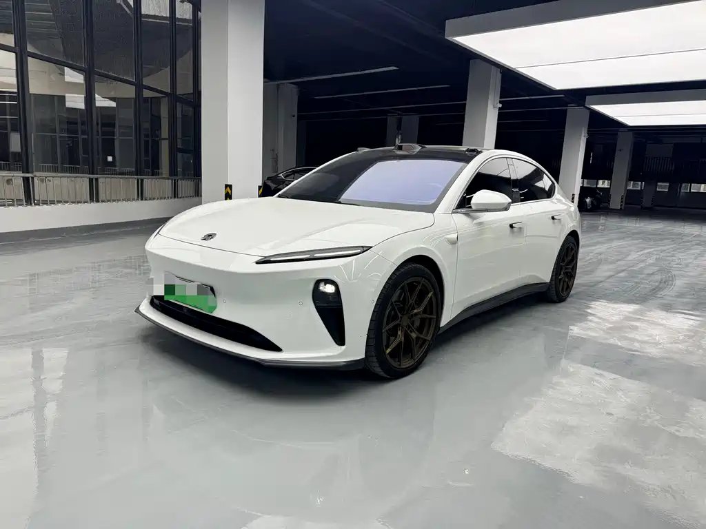 NIO ET5 2024 — фото 1 из 5