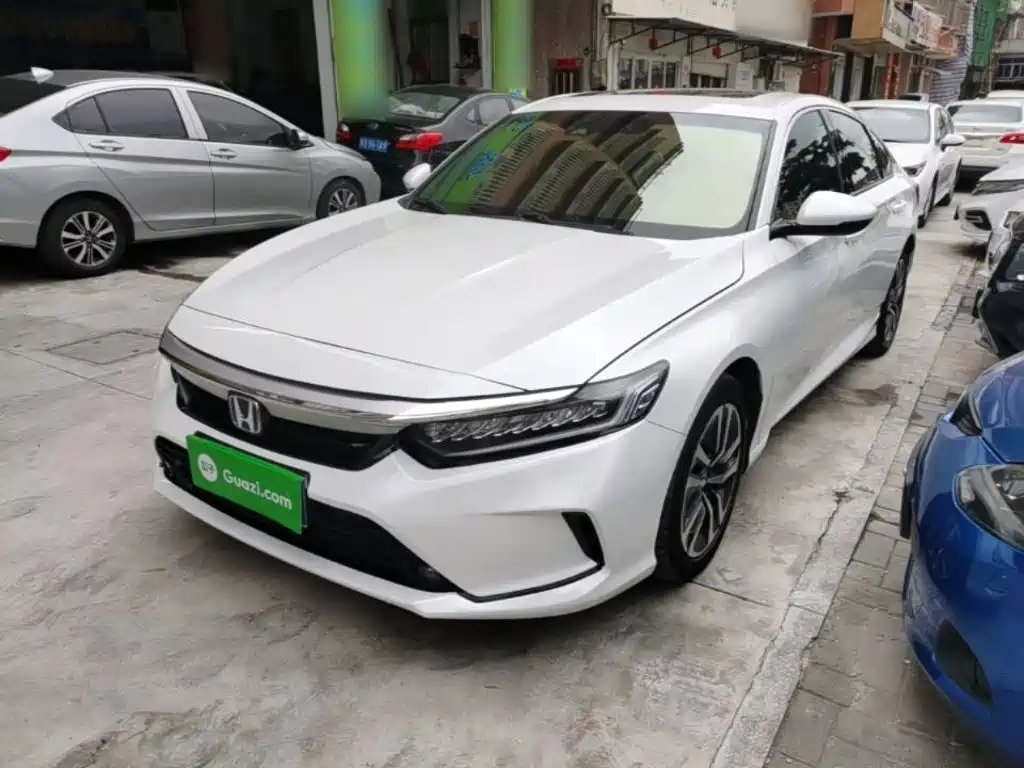 Honda Inspire 2022 — фото 1 из 5