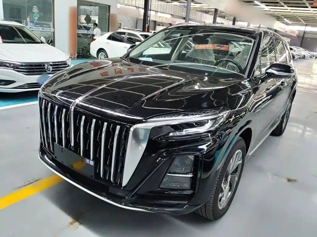 Hongqi Hongqi HS3 PHEV 2026 — фото 1 из 5