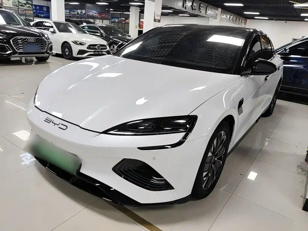 BYD Seal 2023 — фото 1 из 5