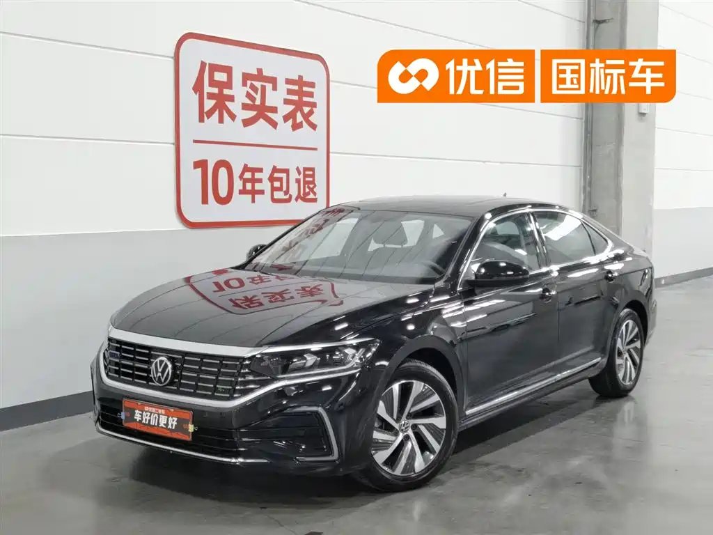 Volkswagen PassatPHEV 2024 — фото 1 из 5