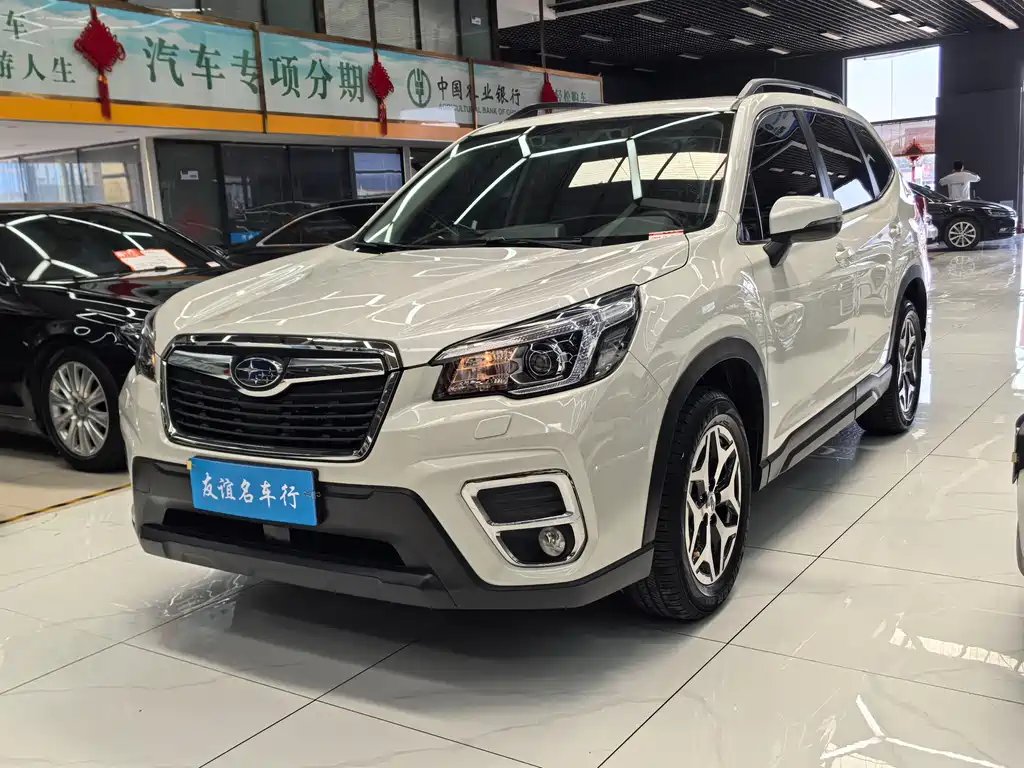 Subaru Forester 2020 — фото 1 из 5