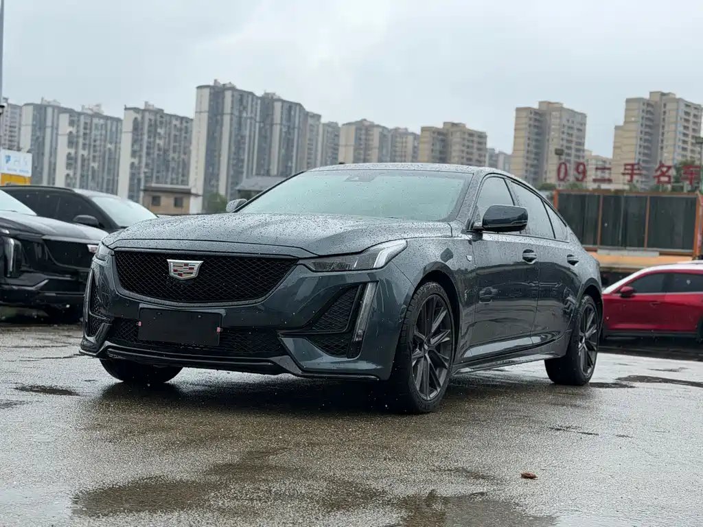 Cadillac CT5 2020 — фото 1 из 5