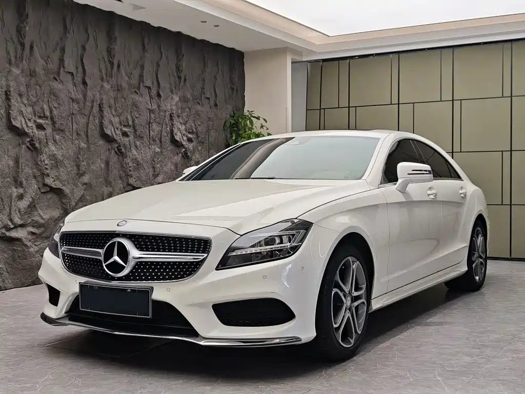 Mercedes-Benz CLS 2015 — фото 1 из 5