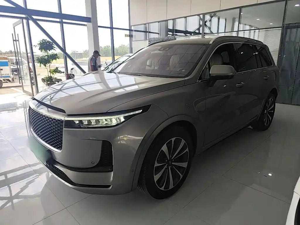 Li Auto Li ONE 2021 — фото 1 из 5