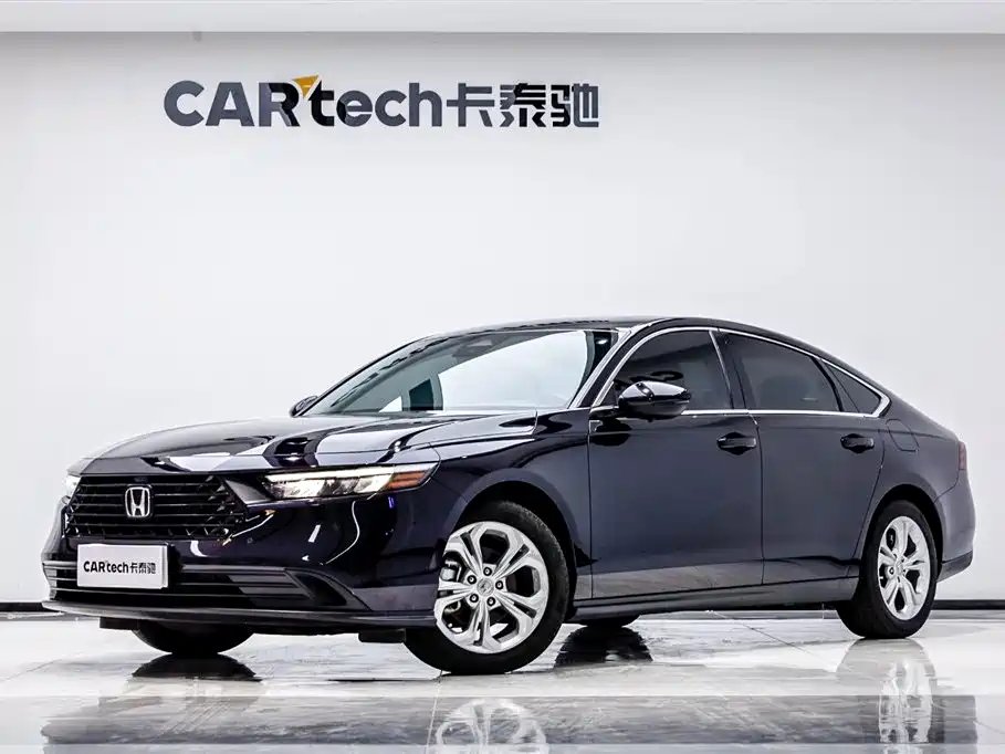 Honda Accord 2024 — фото 1 из 5