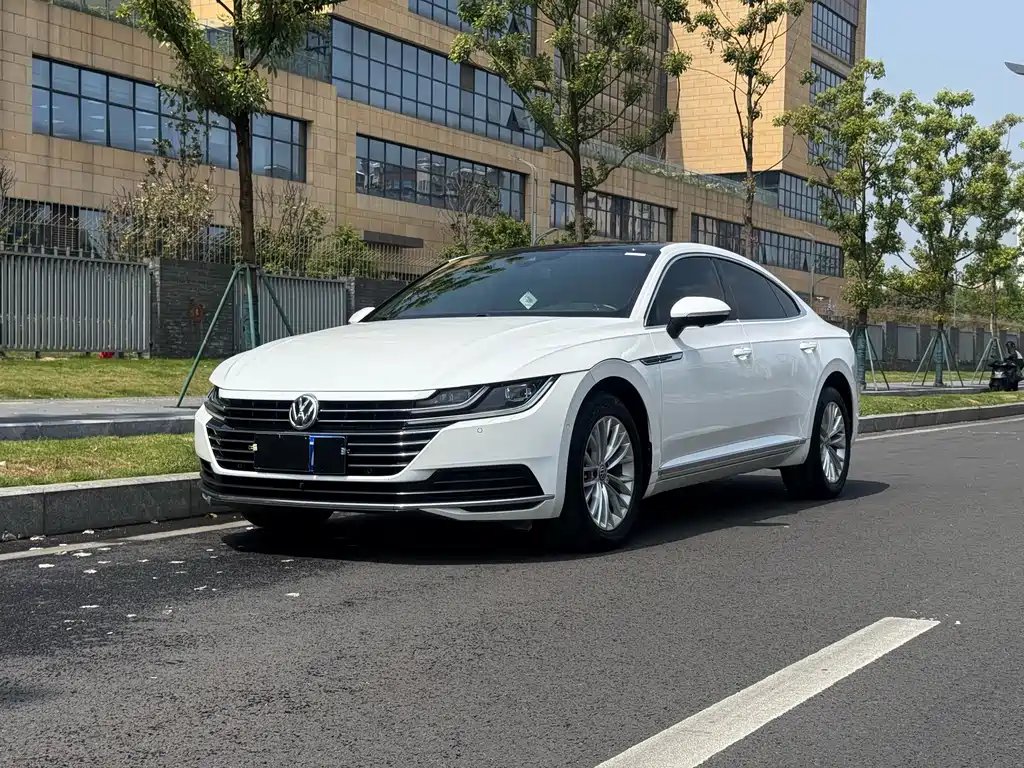 Volkswagen CC 2020 — фото 1 из 5