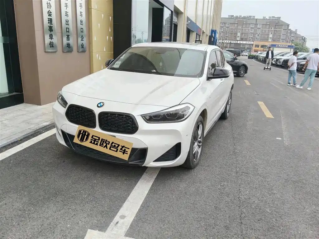 BMW X2 2024 — фото 1 из 5