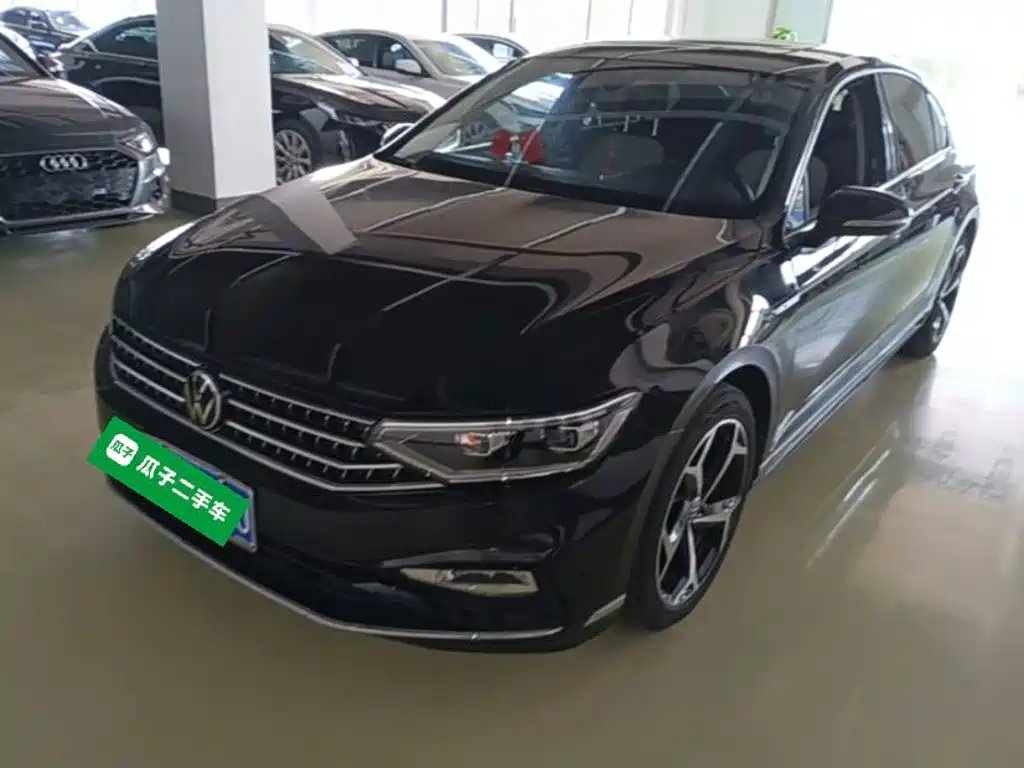 Volkswagen Magotan 2023 — фото 1 из 5