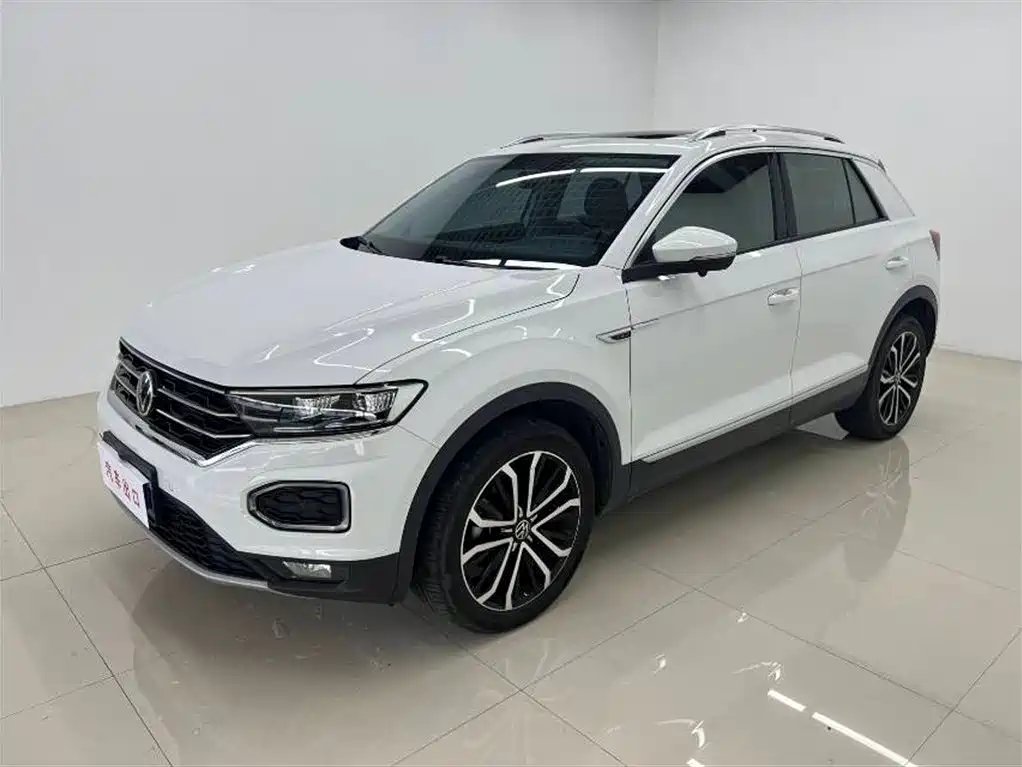 Volkswagen T-Roc 2022 — фото 1 из 5
