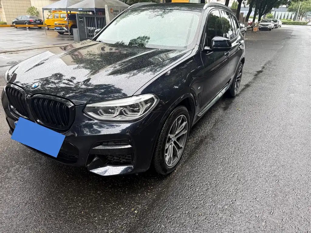 BMW X3 2021 — фото 1 из 5