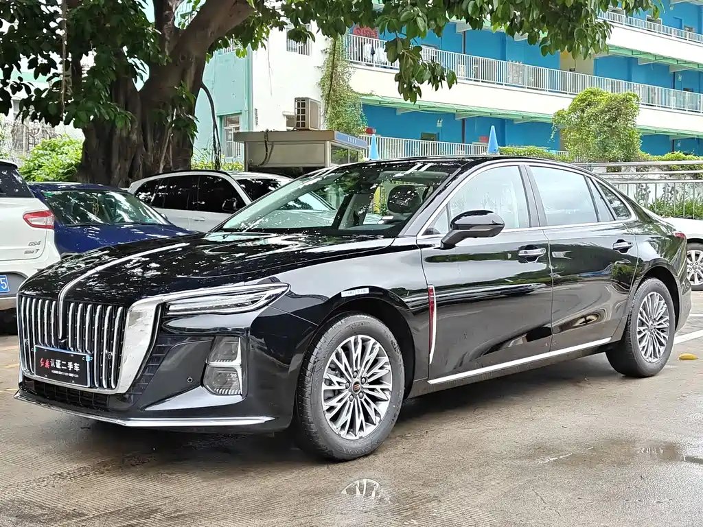 Hongqi Hongqi H5 2026 — фото 1 из 5