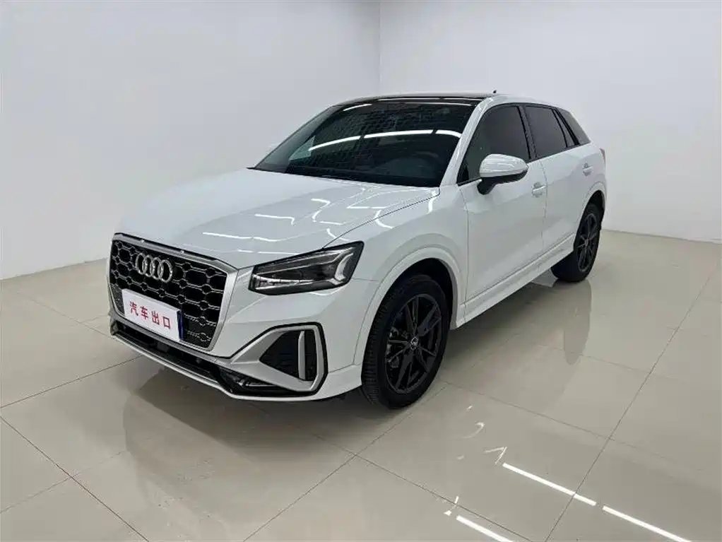Audi Q2L 2023 — фото 1 из 5