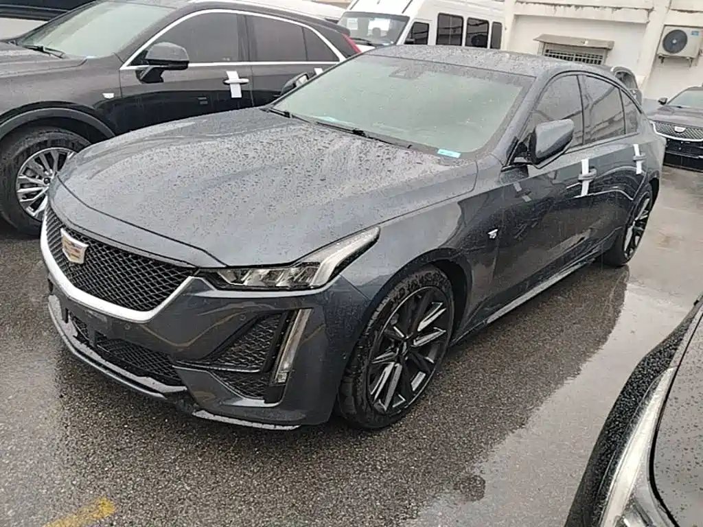 Cadillac CT5 2020 — фото 1 из 5