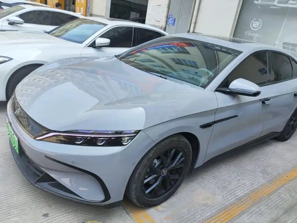 BYD Han 2025 — фото 1 из 5
