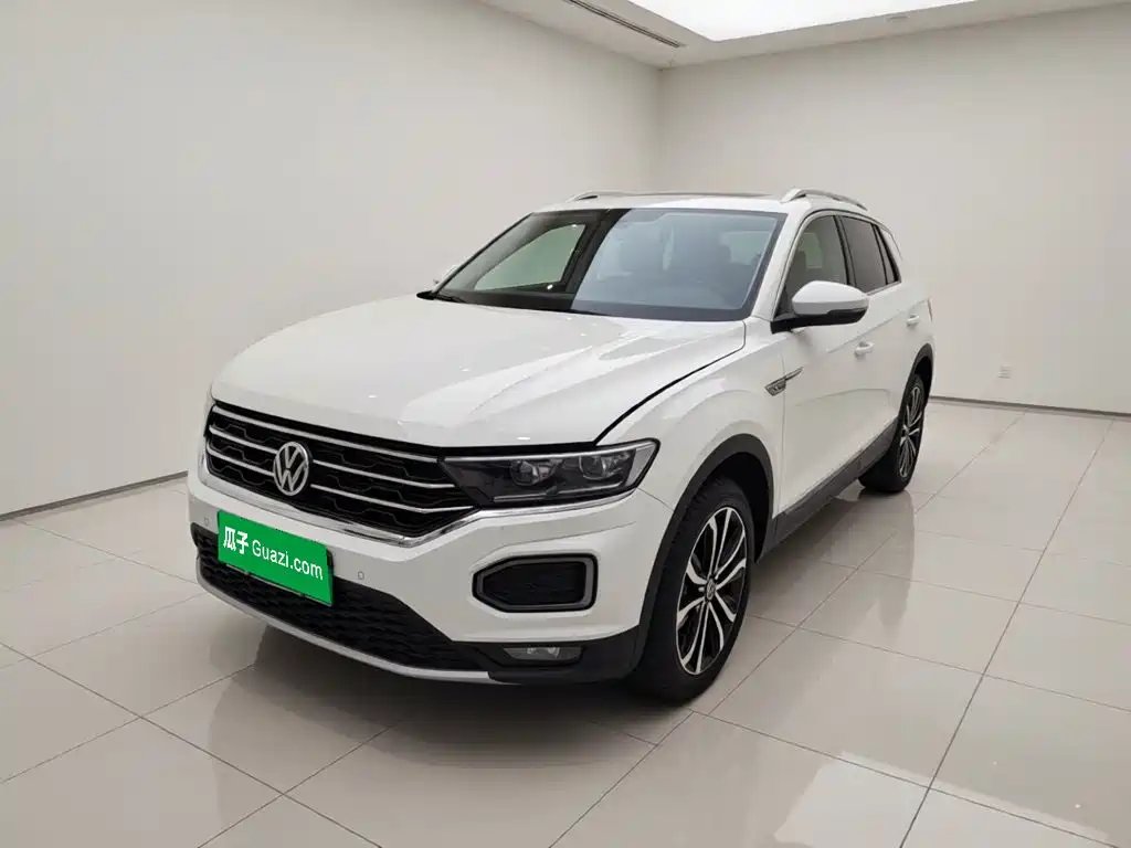 Volkswagen T-Roc 2022 — фото 1 из 5