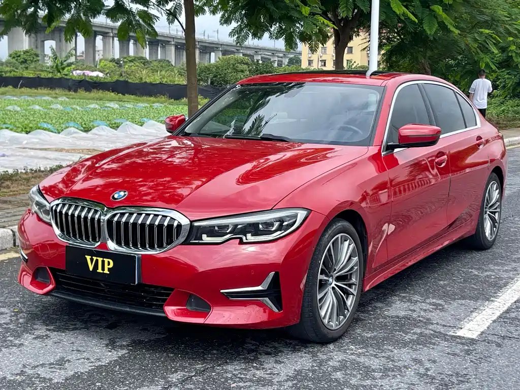 BMW 3 Series 2020 — фото 1 из 5