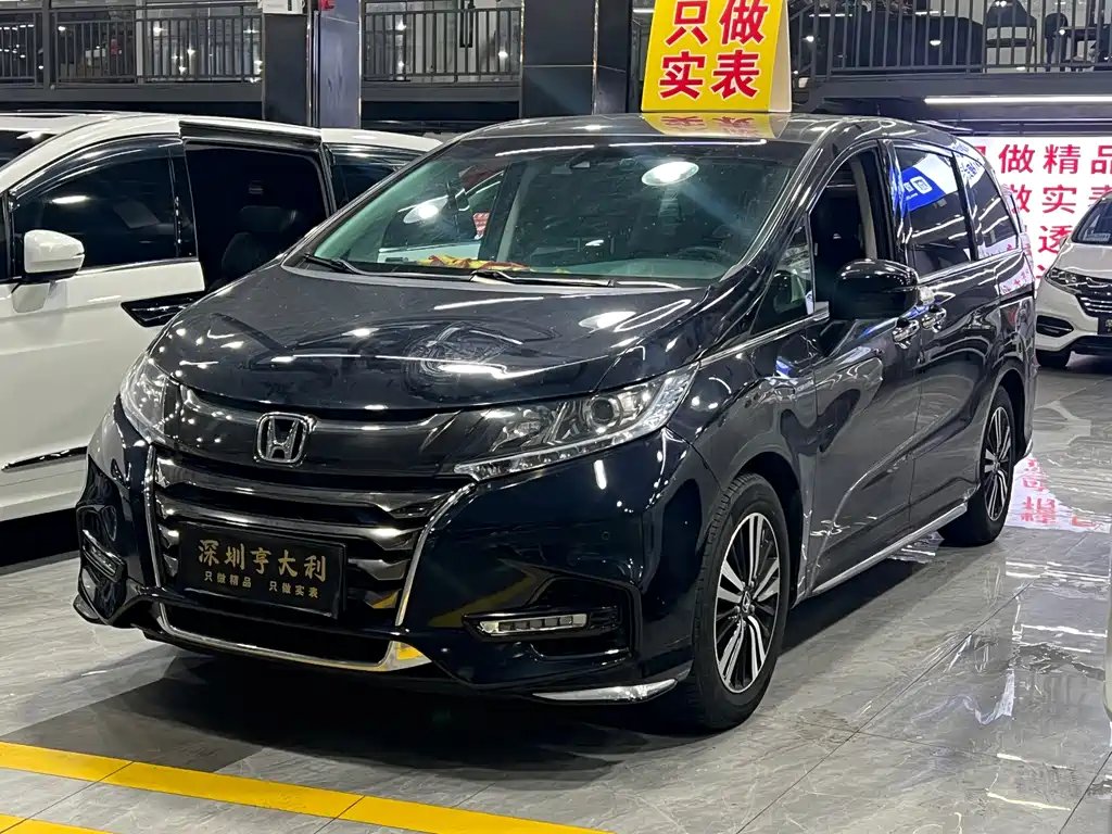 Honda Odyssey 2020 — фото 1 из 5