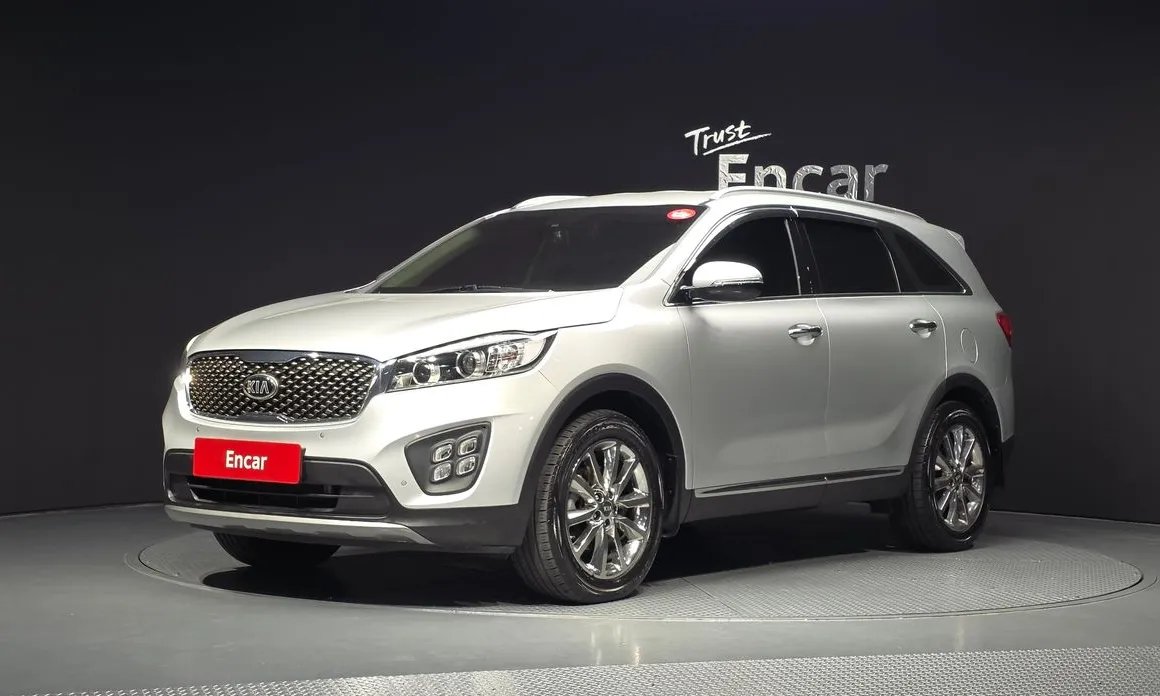 Kia Sorento 2016 — фото 1 из 20
