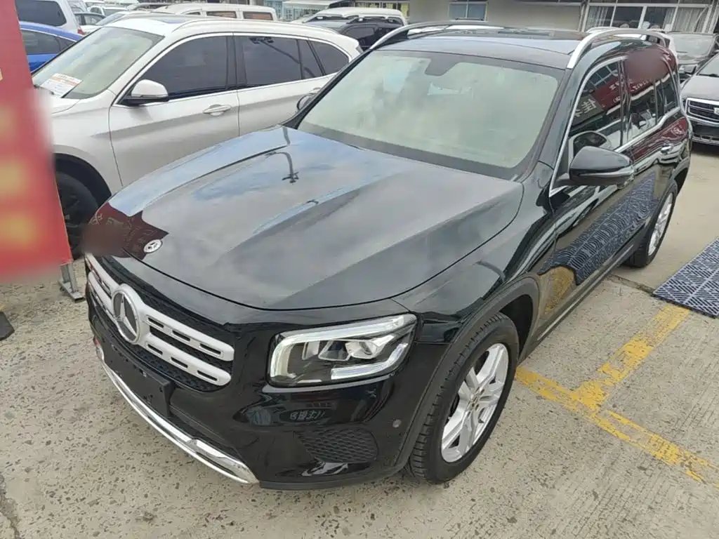 Mercedes-Benz GLB 2022 — фото 1 из 5